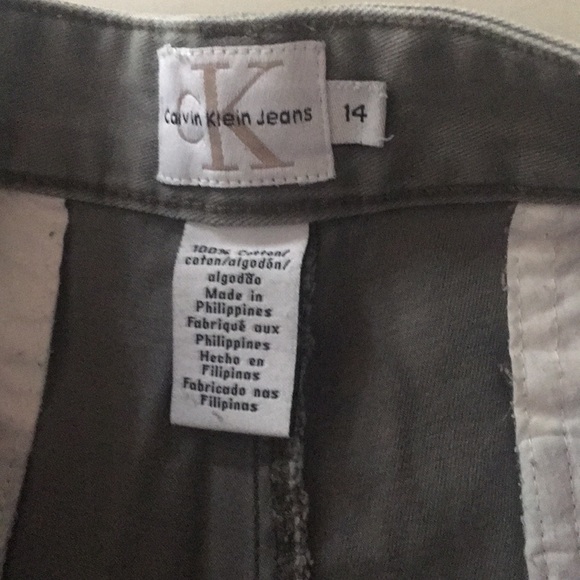 Calvin Klein Shorts 14 - Picture 4 of 11